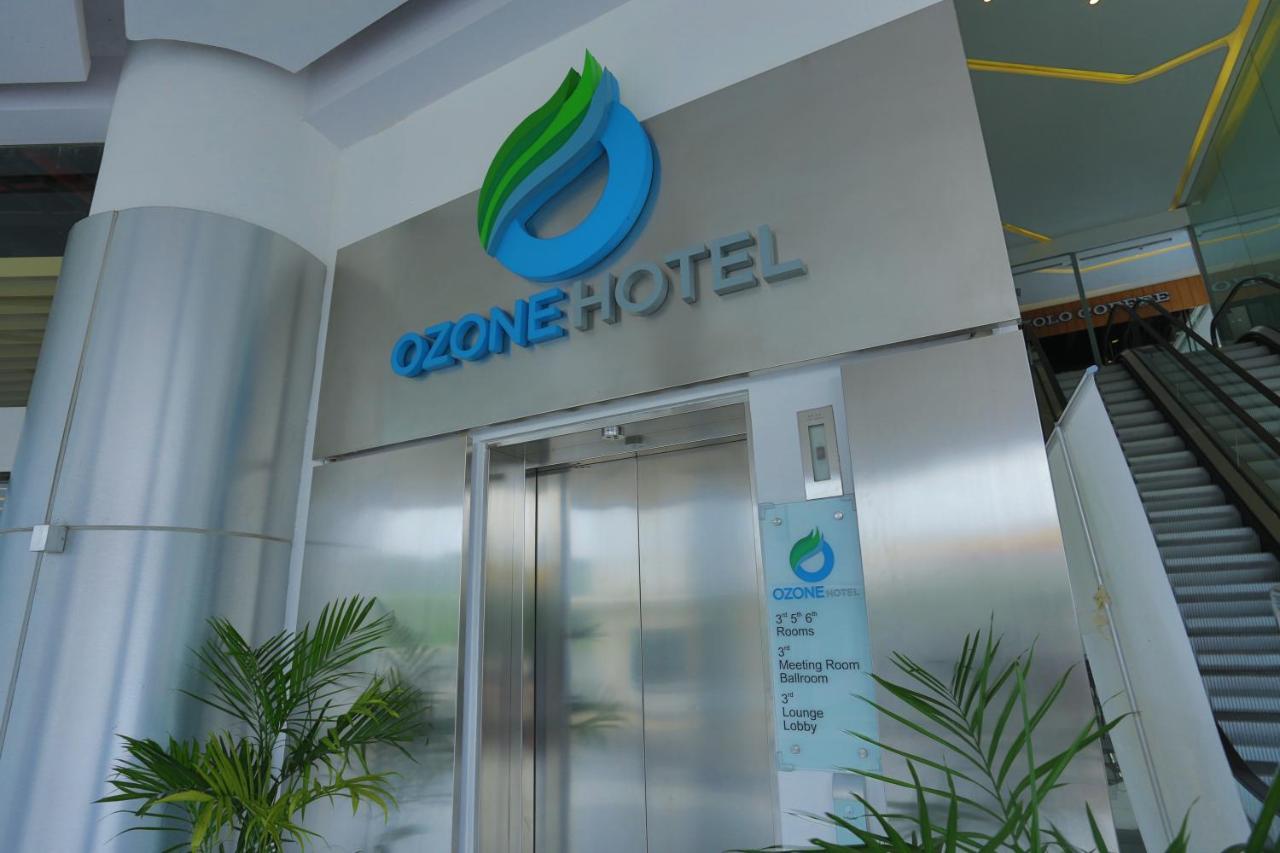 Ozone Hotel Pantai Indah Kapuk Jakarta Exterior foto